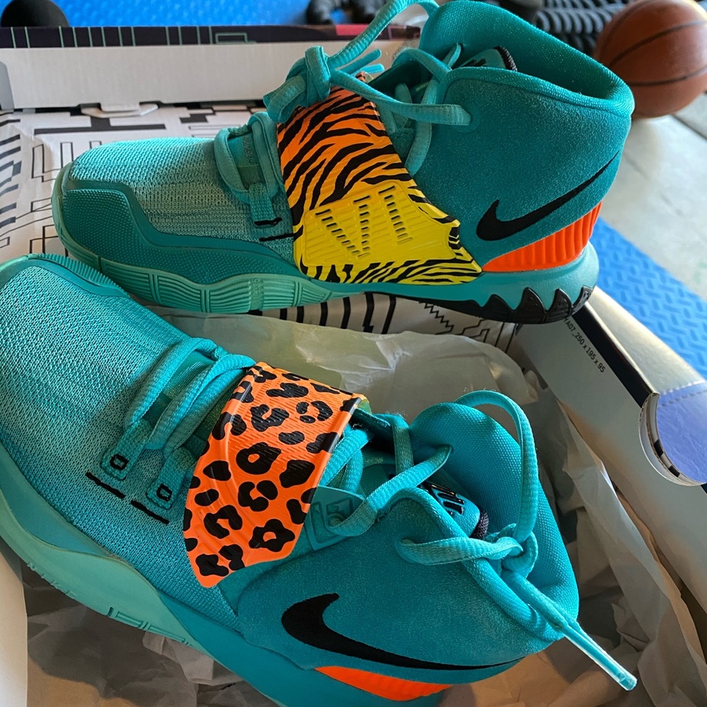 Kyrie 6 basketball shoes